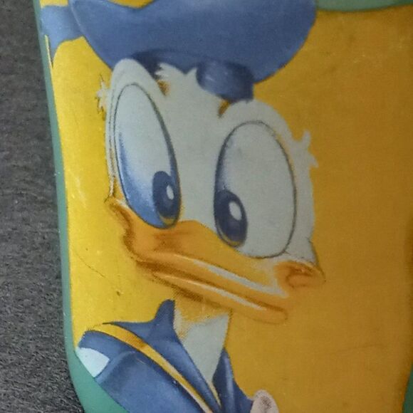 Disney Donald Duck Green/Yellow  Mug Cartoons/Movies Cottagecore Grandmacore - Picture 7 of 7